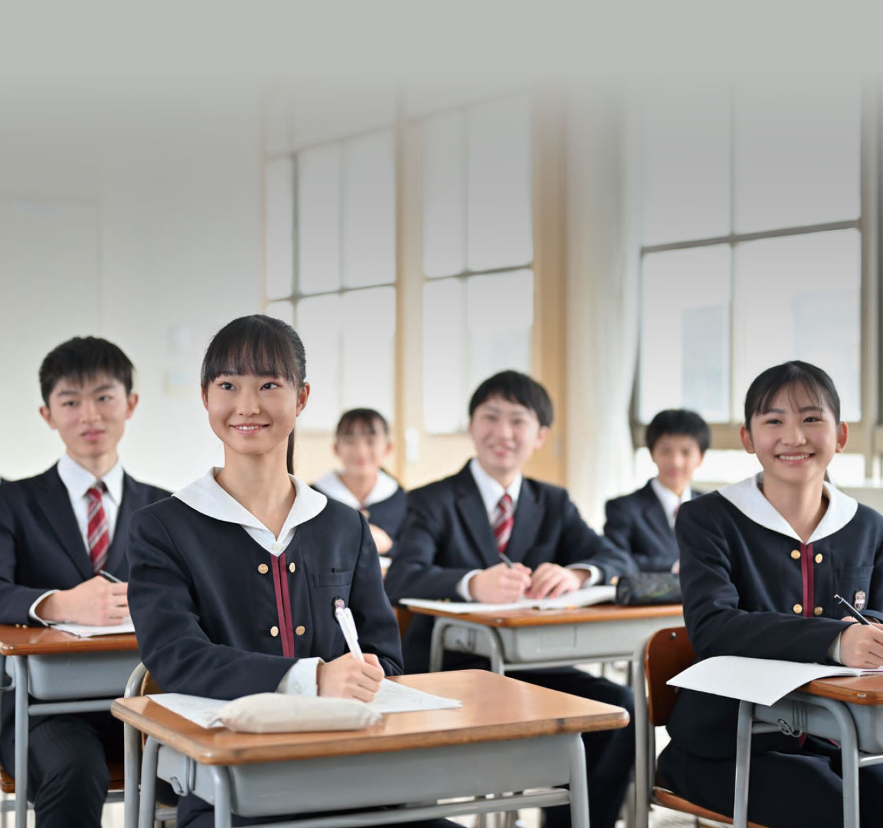 蓬莱中学校について