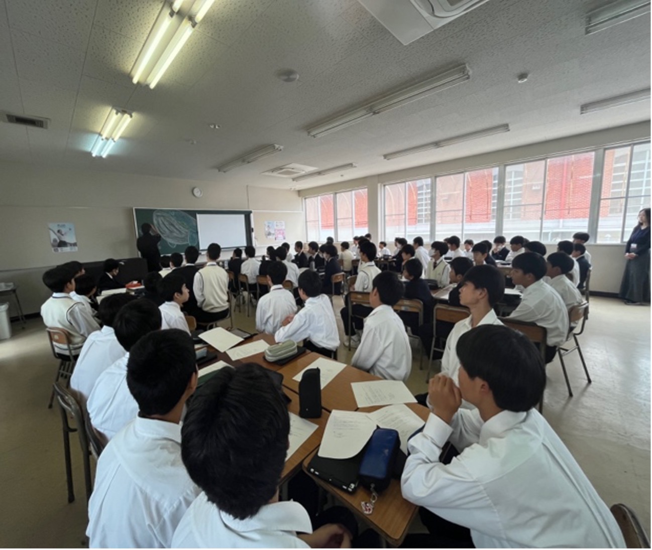 香川大学の石原教授による理科特別授業