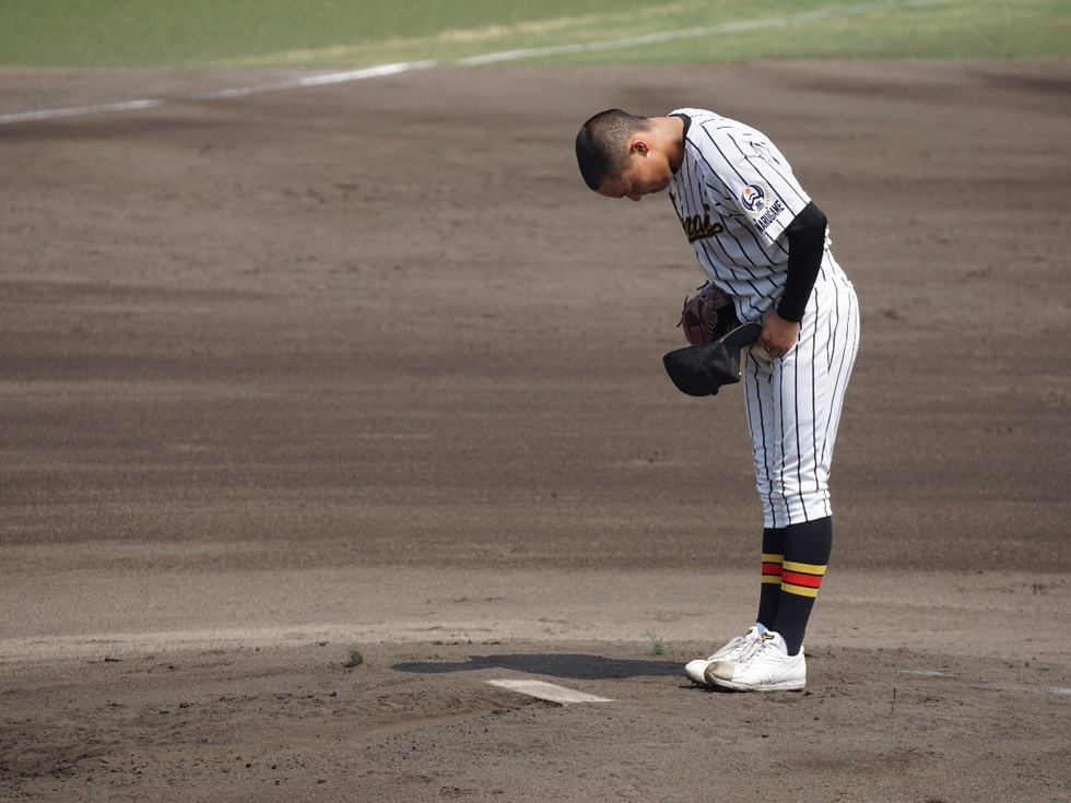 投手をする選手